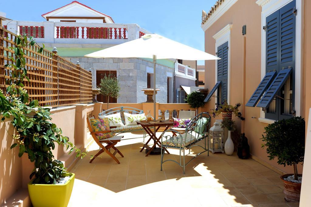 Hotel Arhontiko Ermoupolis Exterior foto